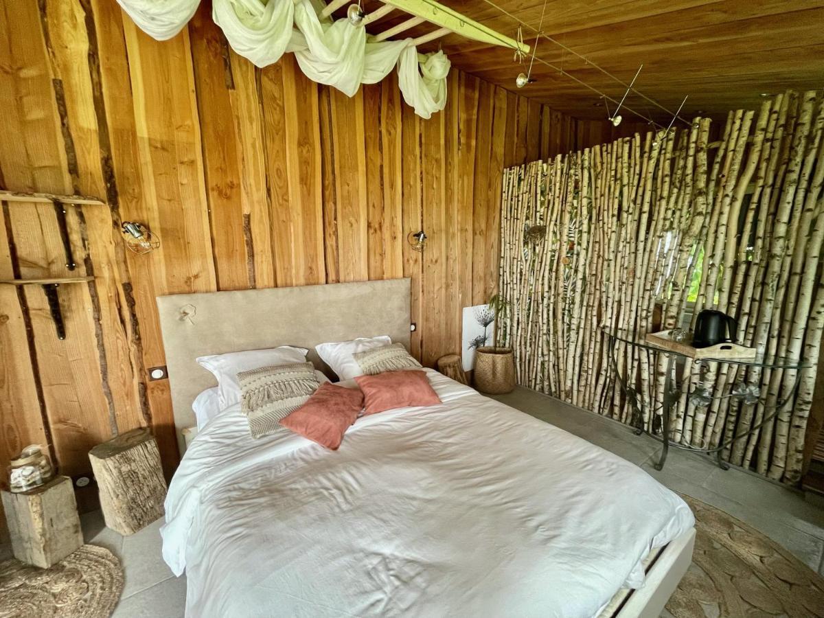 Le P'Tit Nid De Gabriel Bed and Breakfast Les Touches-de-Périgny Εξωτερικό φωτογραφία