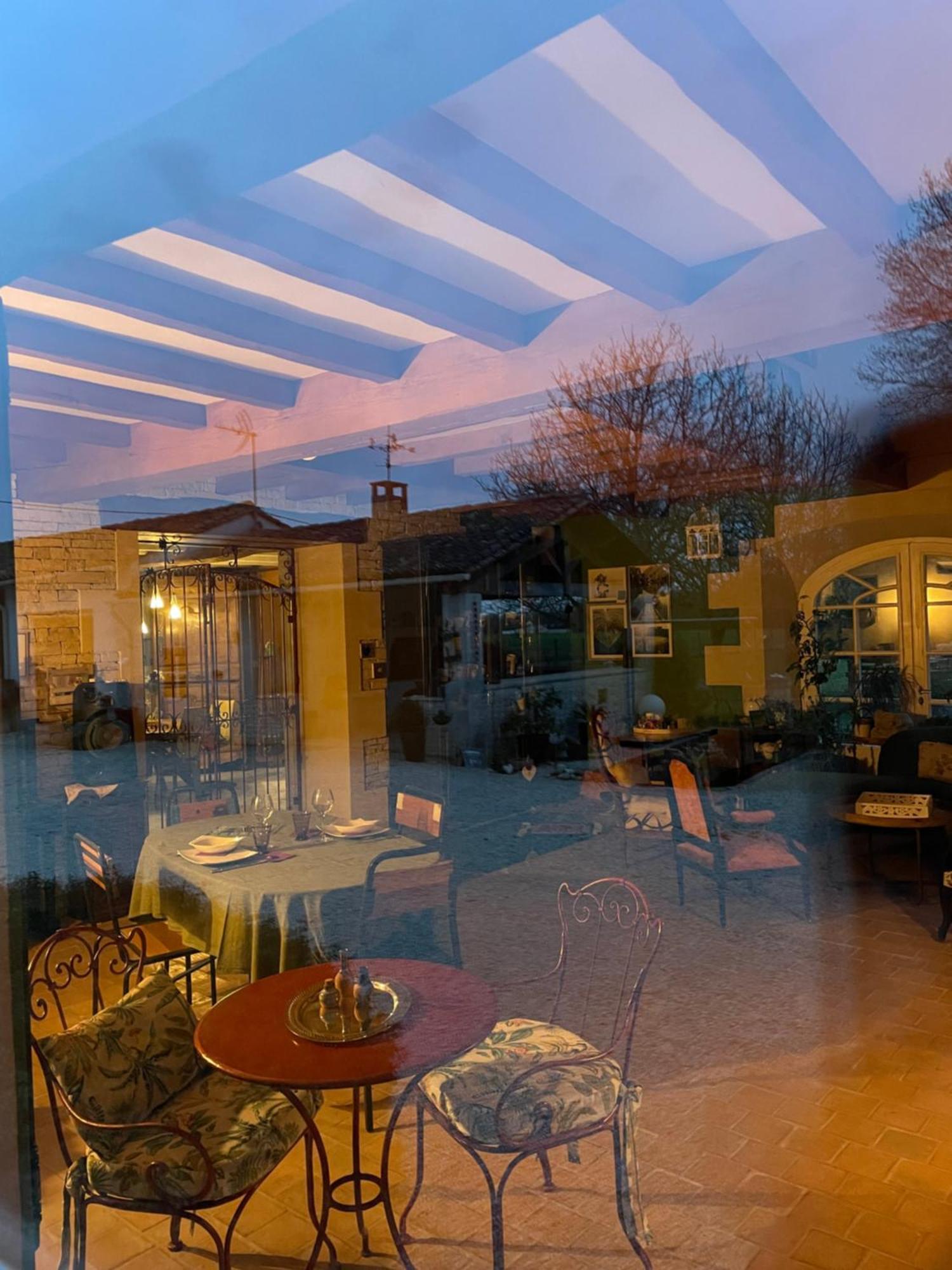 Le P'Tit Nid De Gabriel Bed and Breakfast Les Touches-de-Périgny Εξωτερικό φωτογραφία