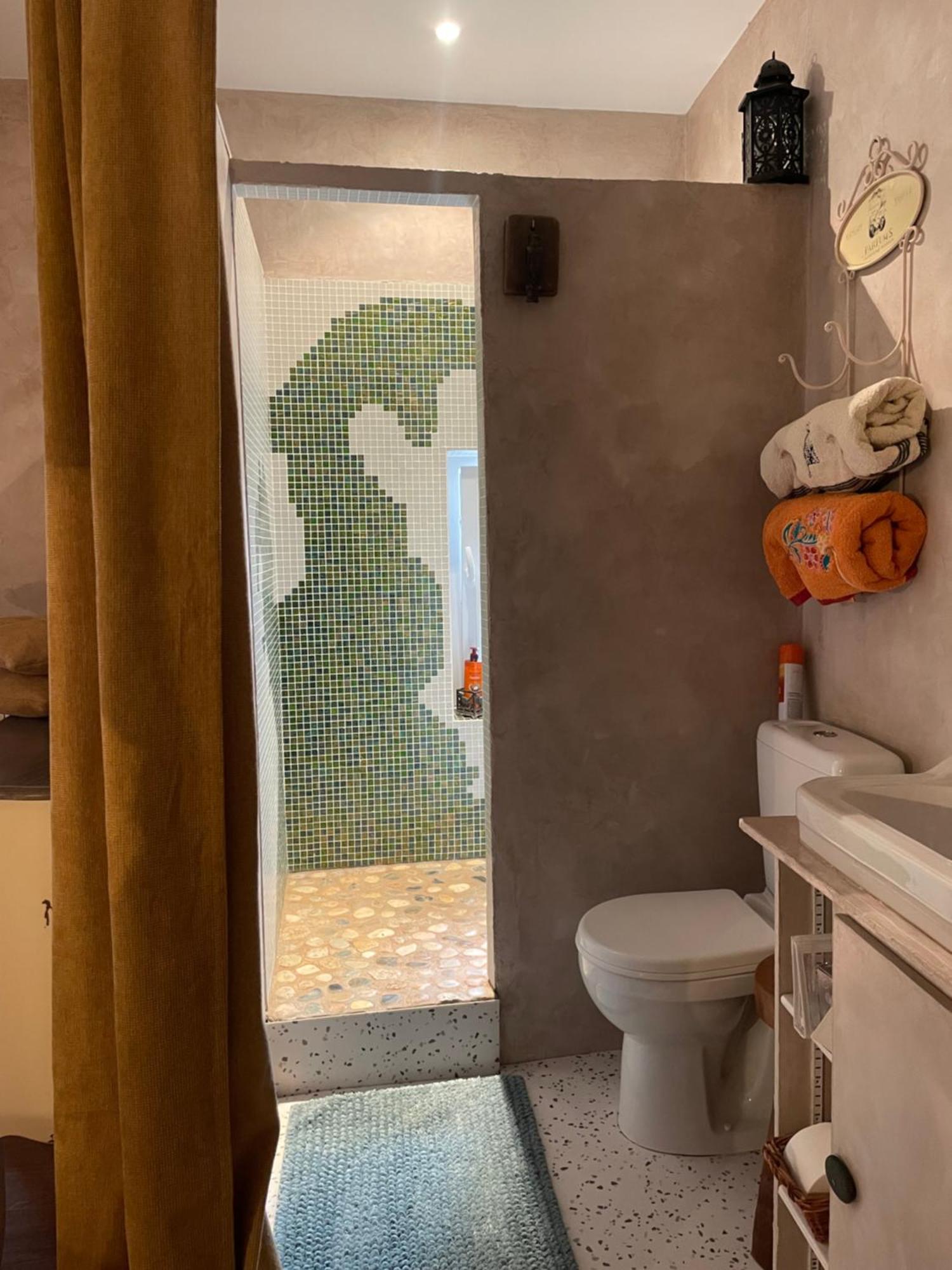 Le P'Tit Nid De Gabriel Bed and Breakfast Les Touches-de-Périgny Εξωτερικό φωτογραφία